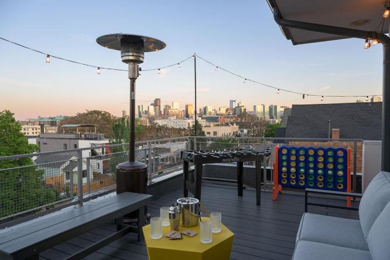 Elevation Haus LoHi City Views Hot Tub - image 6