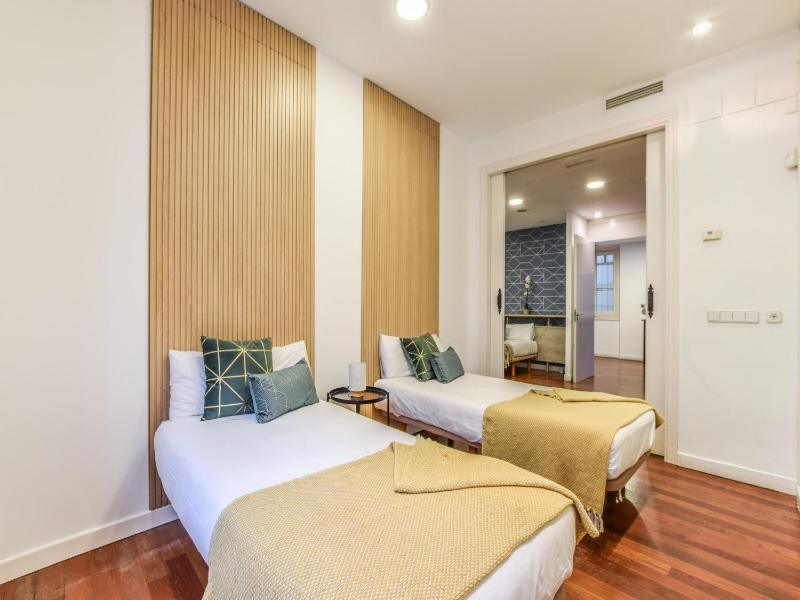 12-Guest Haven Near Metro - image 9