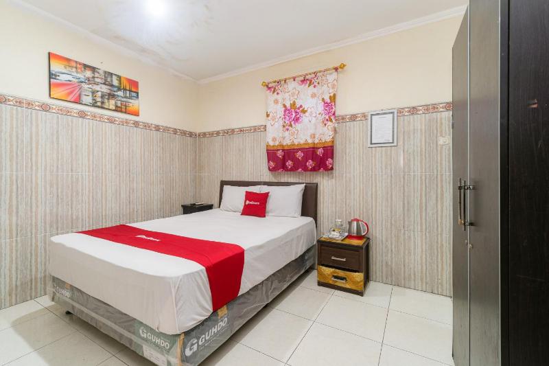 RedDoorz at Wisma Thamrin Suncity Mall Sidoarjo - image 4