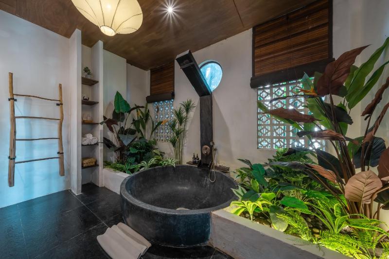 Rimba Villas - Luxury Lush Estate in Canggu - image 5