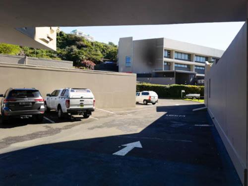 LA Ballito - image 15