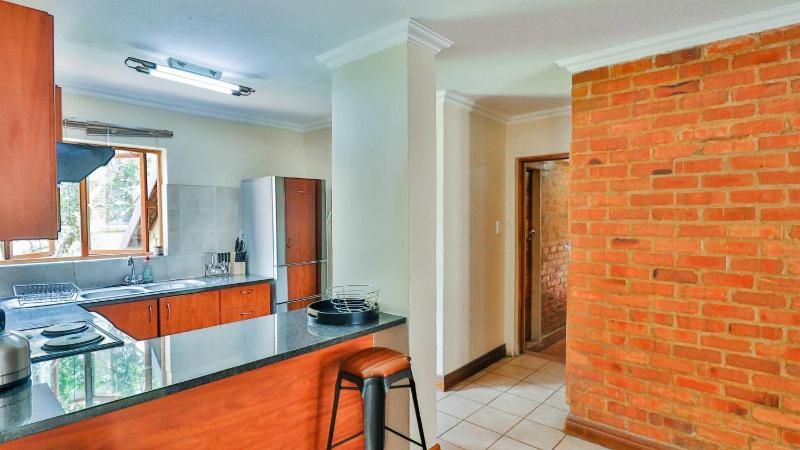 Stylish 2 bed apartment in Carlswald Midrand - image 15