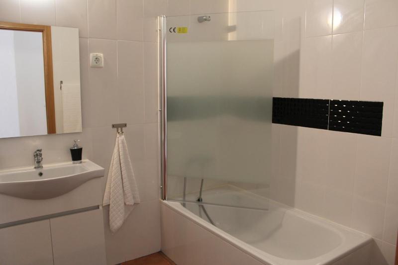 Three-Bedroom House image 4