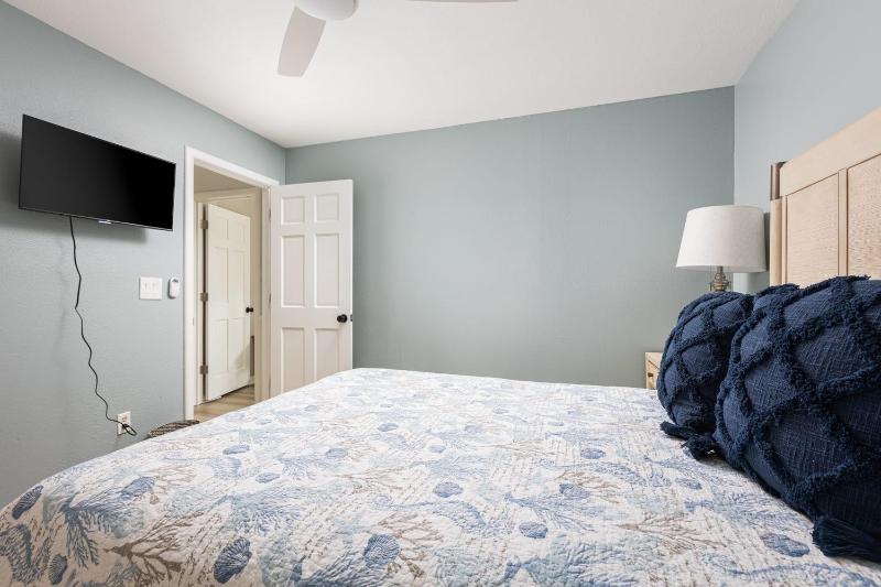Corolla Light Resort Hot Tub Beach Sound Access - image 15