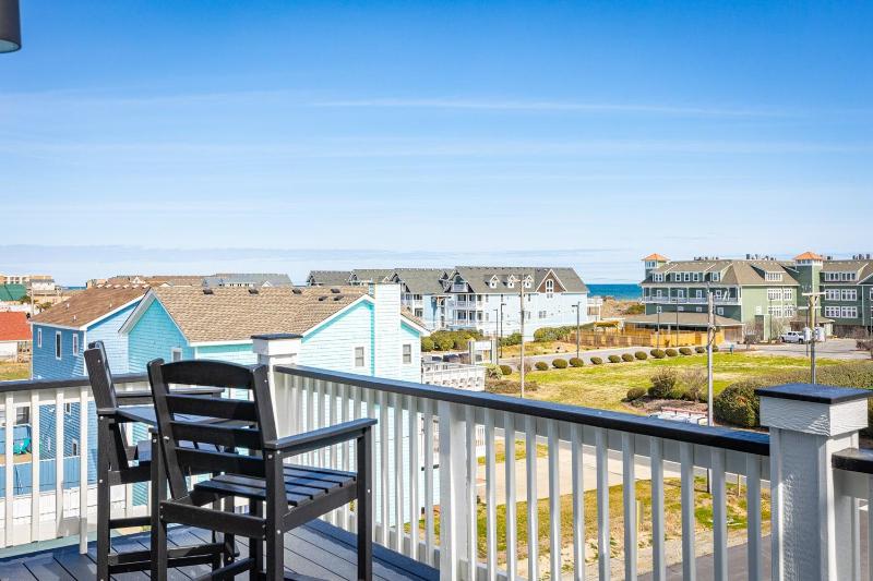 Brand New Luxury Townhome Close to Beach w Pool - image 42