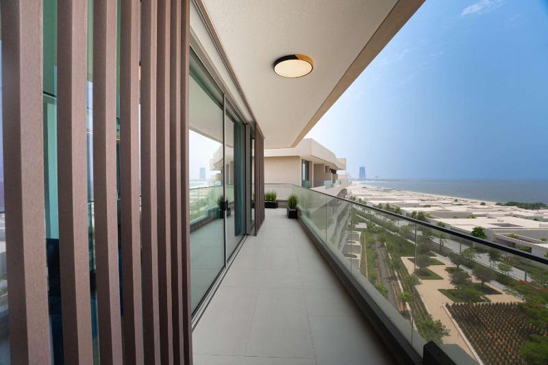 Coastal 3BR Retreat in Seaside Hills Sea View - image 31