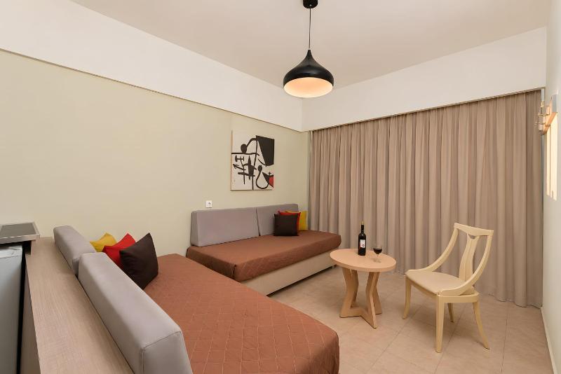 Sunny Days Hotel - image 7