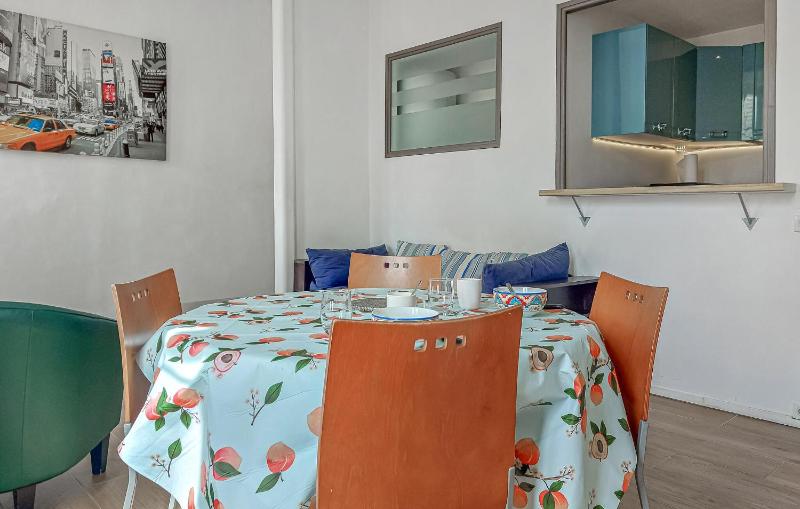 Amazing Apartment In La Rochelle With Wifi - image 13