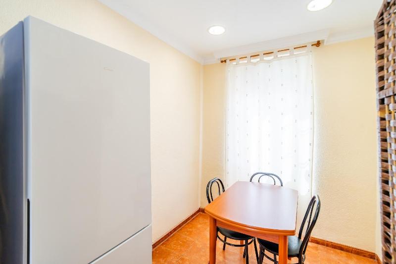 Cubo's Las Americas Malaga Apartment - image 13