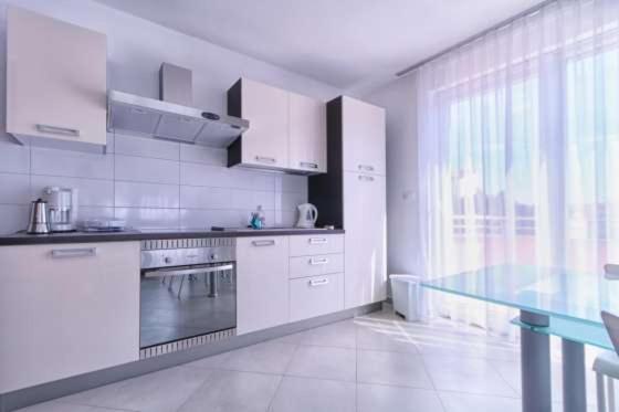 Apartment image 3