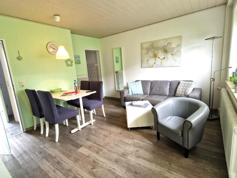 Ferienhaus Wattweg 10 Bungalow 03 - image 1