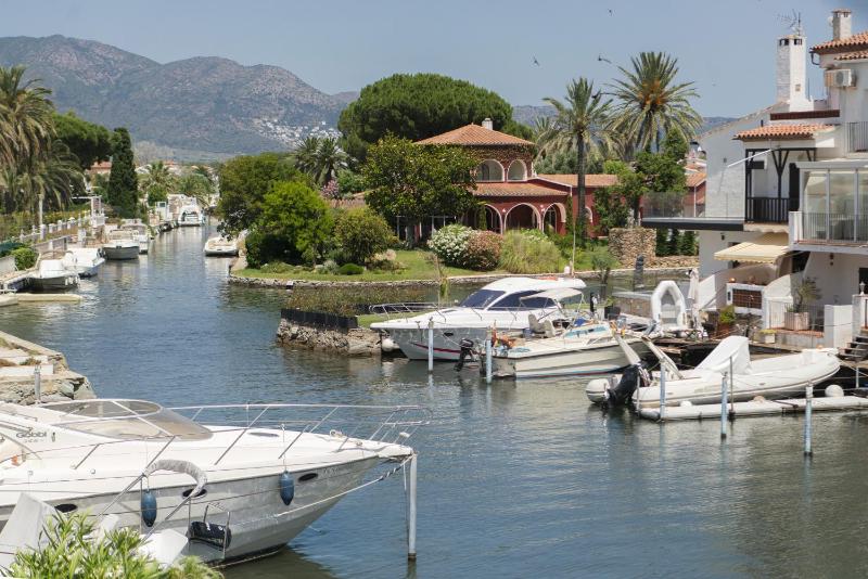 WELCS ESTUDIO 398 EMP con vistas al canal - image 9