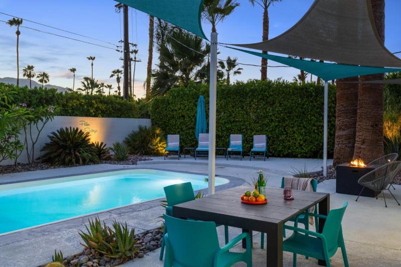 The Martini Lounge Mid Century with Private Pool - image 44