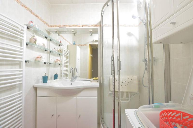 Méditerranée 32 - Appartement T2 immeuble devant la plage au centre-ville du Grau-du-Roi. 4 personnes - image 3