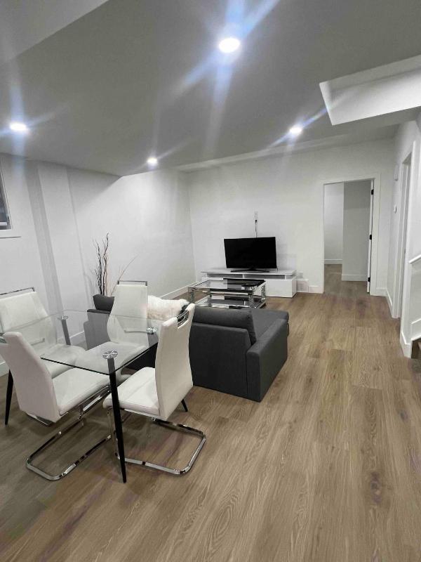 Magnificent Brand New luxurious Basement 2BR NW - image 11