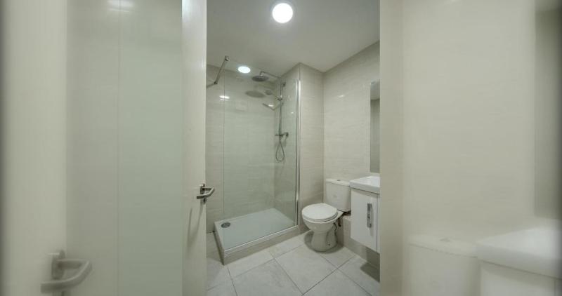 Inviting 2BD Flat 5 Mins to Temple Bar - image 11