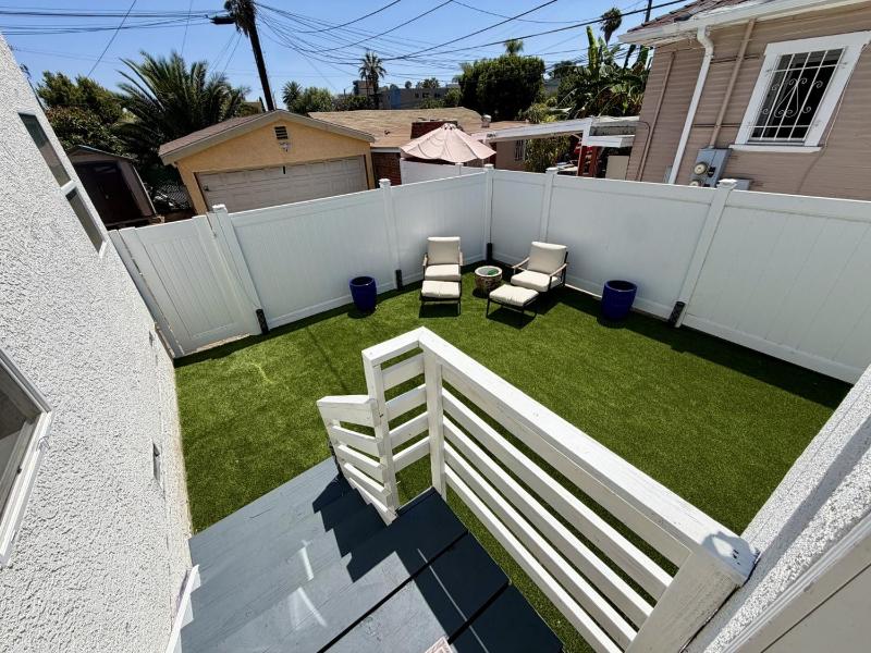 NEW Private Hollywood Designer Glam Home - image 10