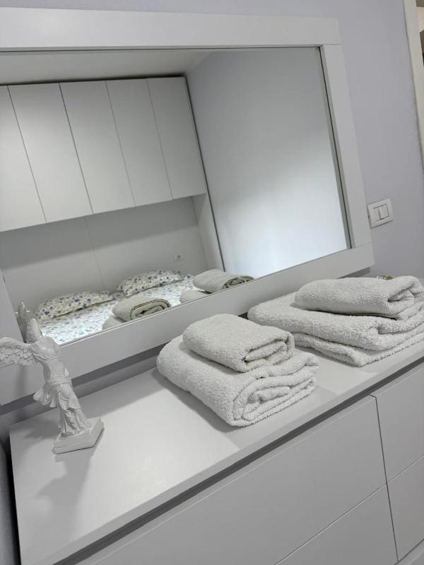 Cozy Tirana Apartment - image 5