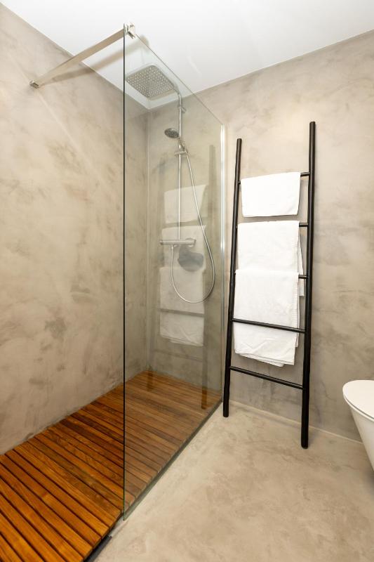 LM house - image 15