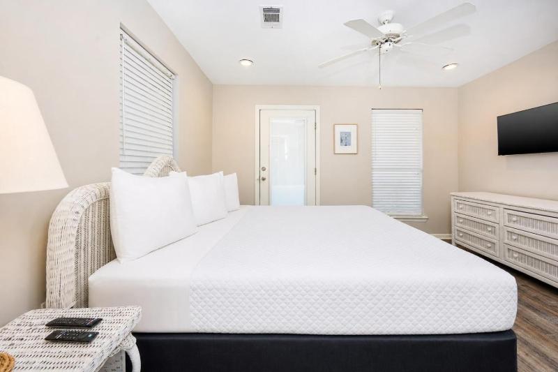 Bayside Bungalow 9531 home - image 49