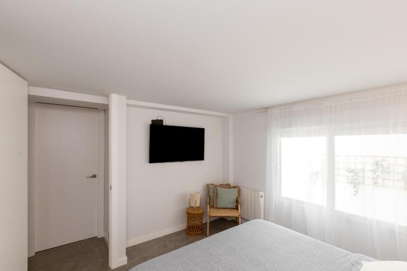LM house - image 38