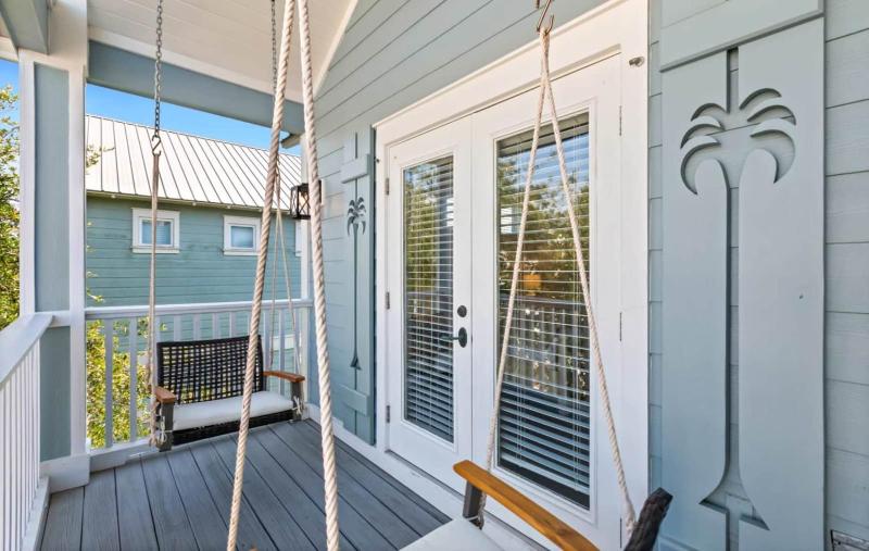 Tropic Like Its Hot - Retreat Perfect for Families - image 10