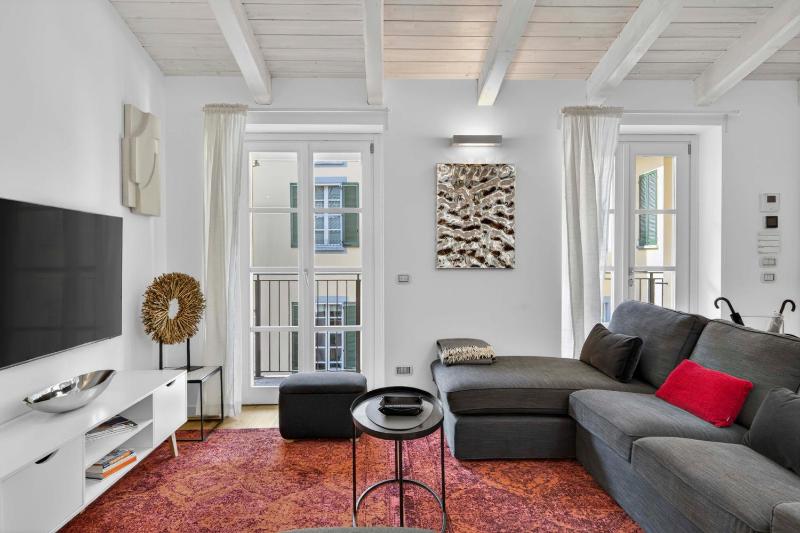 Palazzo Tatti by Rent All Como - image 11