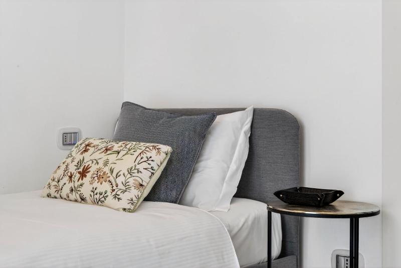 Palazzo Tatti by Rent All Como - image 19