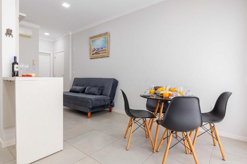 Apartamento Confortável em Mariscal - image 13