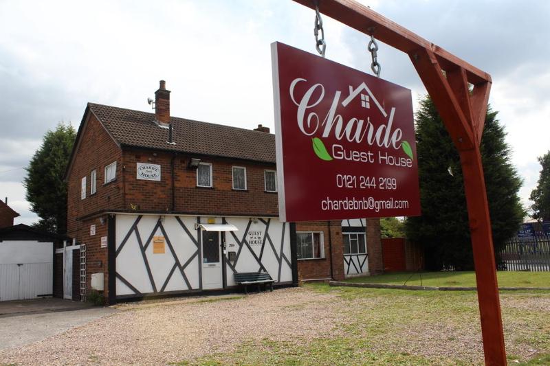 Charde Guest House - image 11