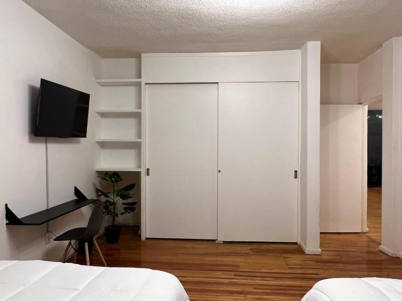 Spacious Apartments in the Chic Polanco District - image 7