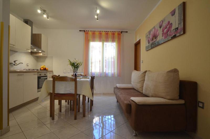 Apartments with parking space Rovinj - 27697 - image 13
