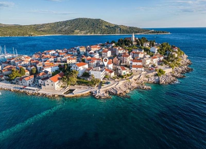 Apartments by the sea Primosten - 27876 - image 1