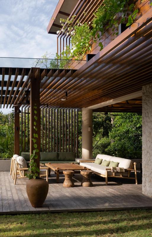 The Manuka House Private 4BR Villa in Bingin with Sauna & Cold plunge in Walkable Neighborhood - image 13