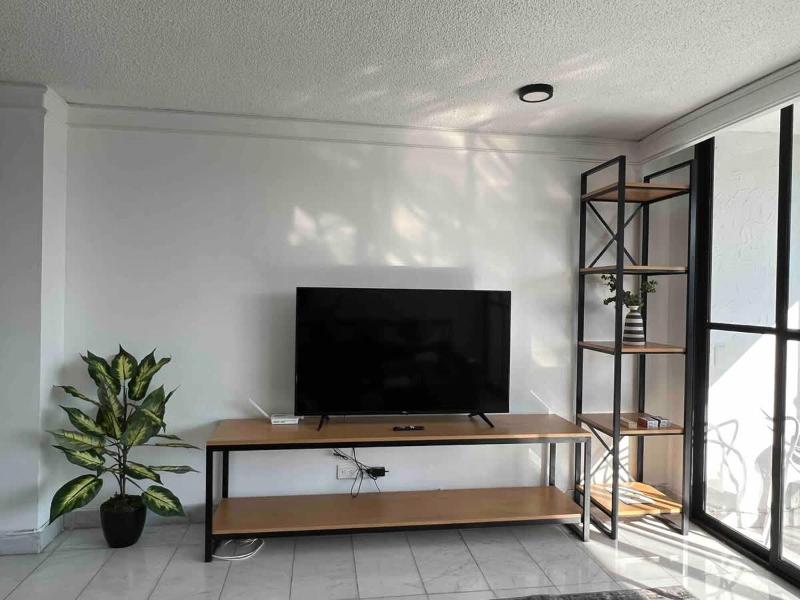 Posh Polanco Stay TVs and Desks in Each Room - image 19