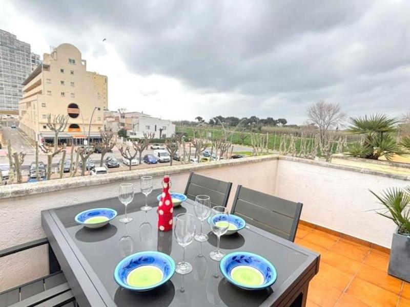 Apartamento céntrico en Empuriabrava a 300m de la playa cerca de tiendas y restaurantes - HISP-312-67 - image 11