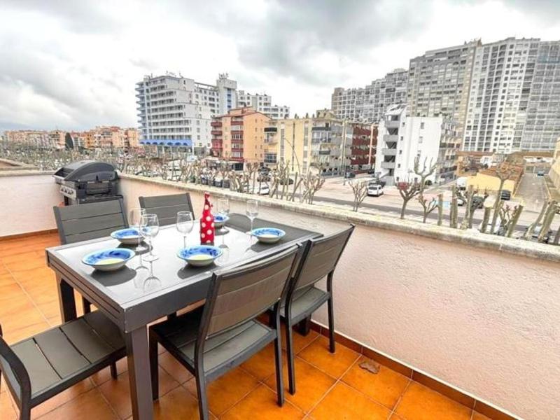 Apartamento céntrico en Empuriabrava a 300m de la playa cerca de tiendas y restaurantes - HISP-312-67 - image 16