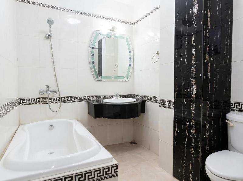 Red Sun Hotel - image 25