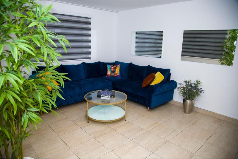 Private Riverside Villa Silvia - image 11