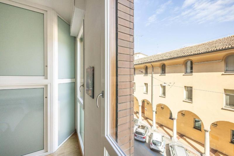 Lame Pro Bologna By Short Holidays - image 9