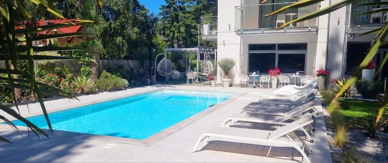 Majestique - image 35