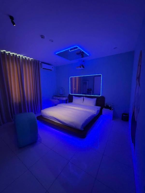 Đào Hoa Love Hotel Đà Nẵng - image 4