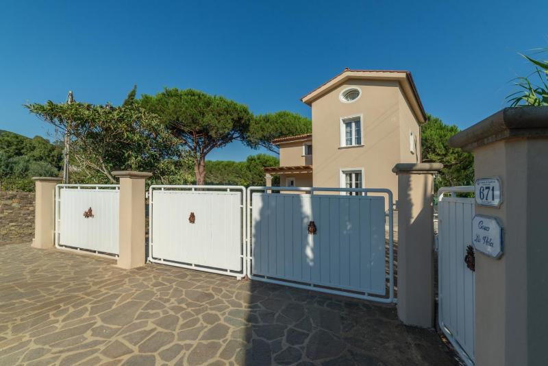 Charme Villa La Vela - Goelba - image 26