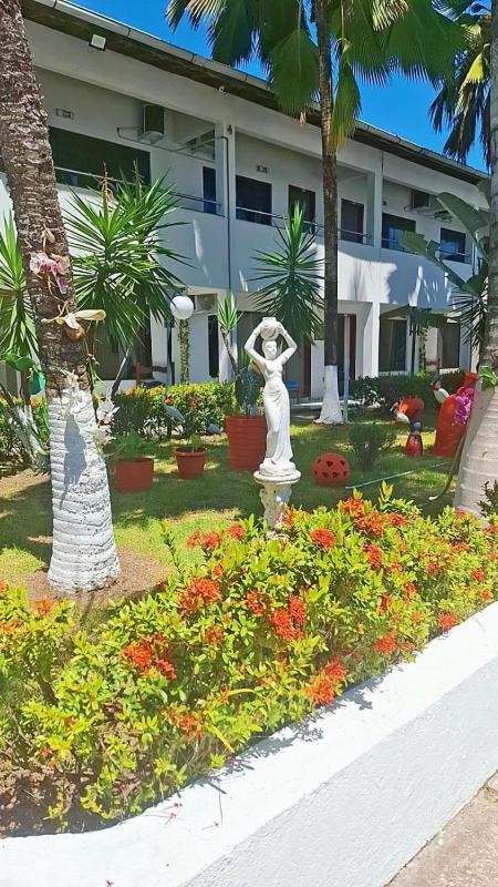 Oasis Praia Hotel - image 30