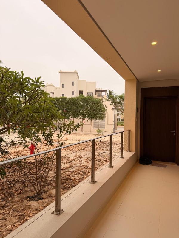 Lux Lakeview Studio - image 4