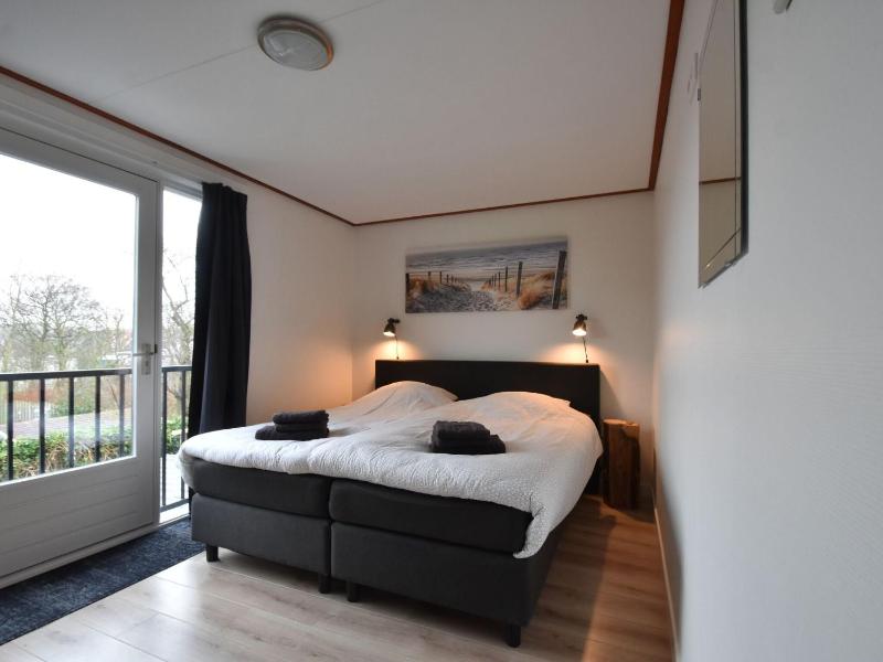 Holiday home Hazenborgh with infrared sauna - image 13