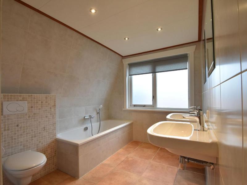 Holiday home Hazenborgh with infrared sauna - image 16