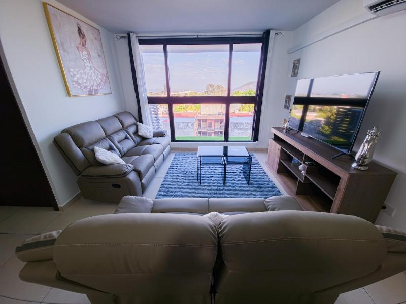 Boston Apartment - image 13