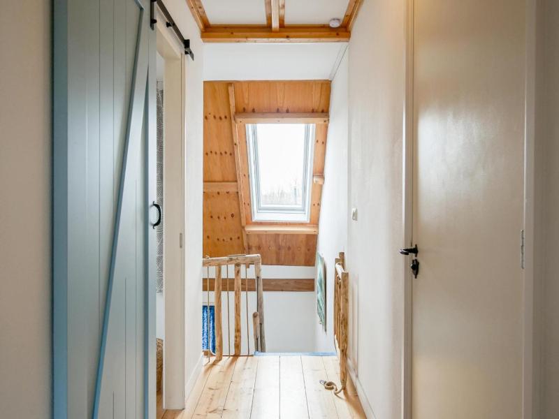 Cozy vacation rental in a former farmhouse surrounded by nature - image 13