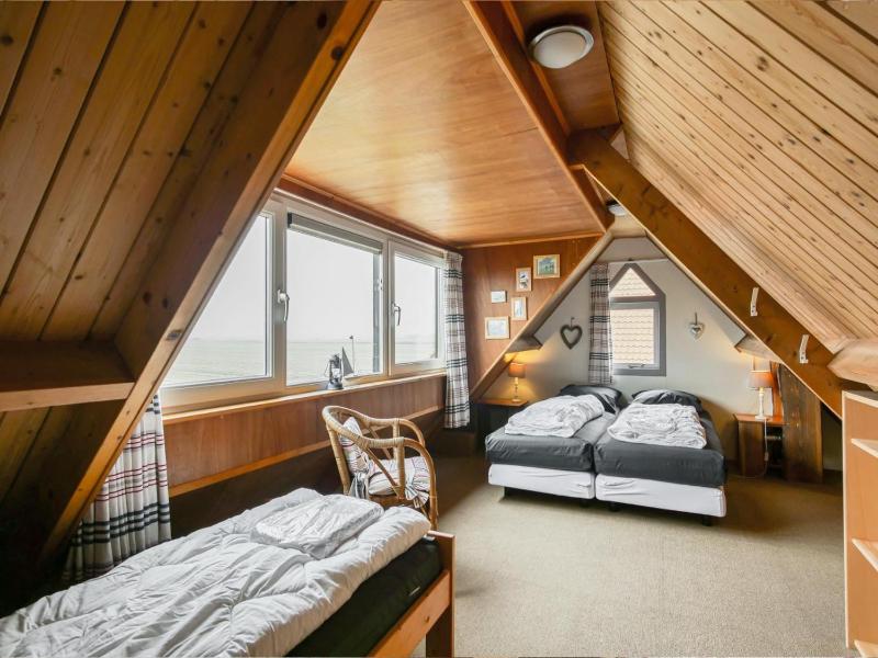 Pet-friendly home in Callanstoog near beach - image 20